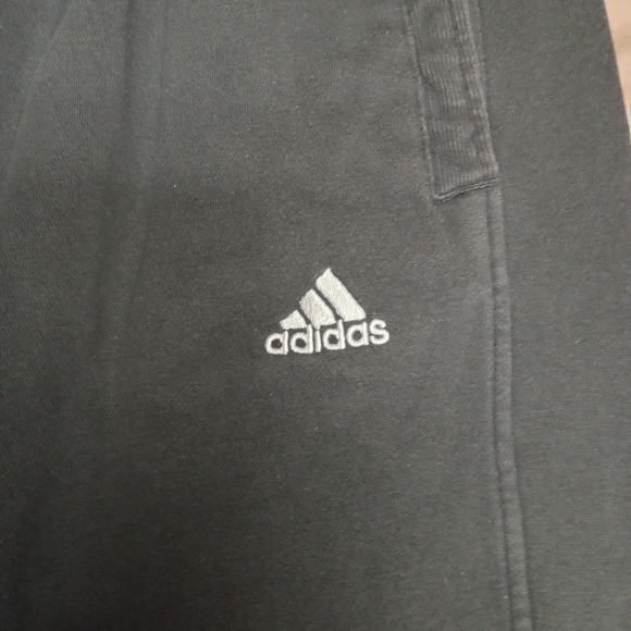 Adidas Essential Sweatpants - Picture 5 of 7